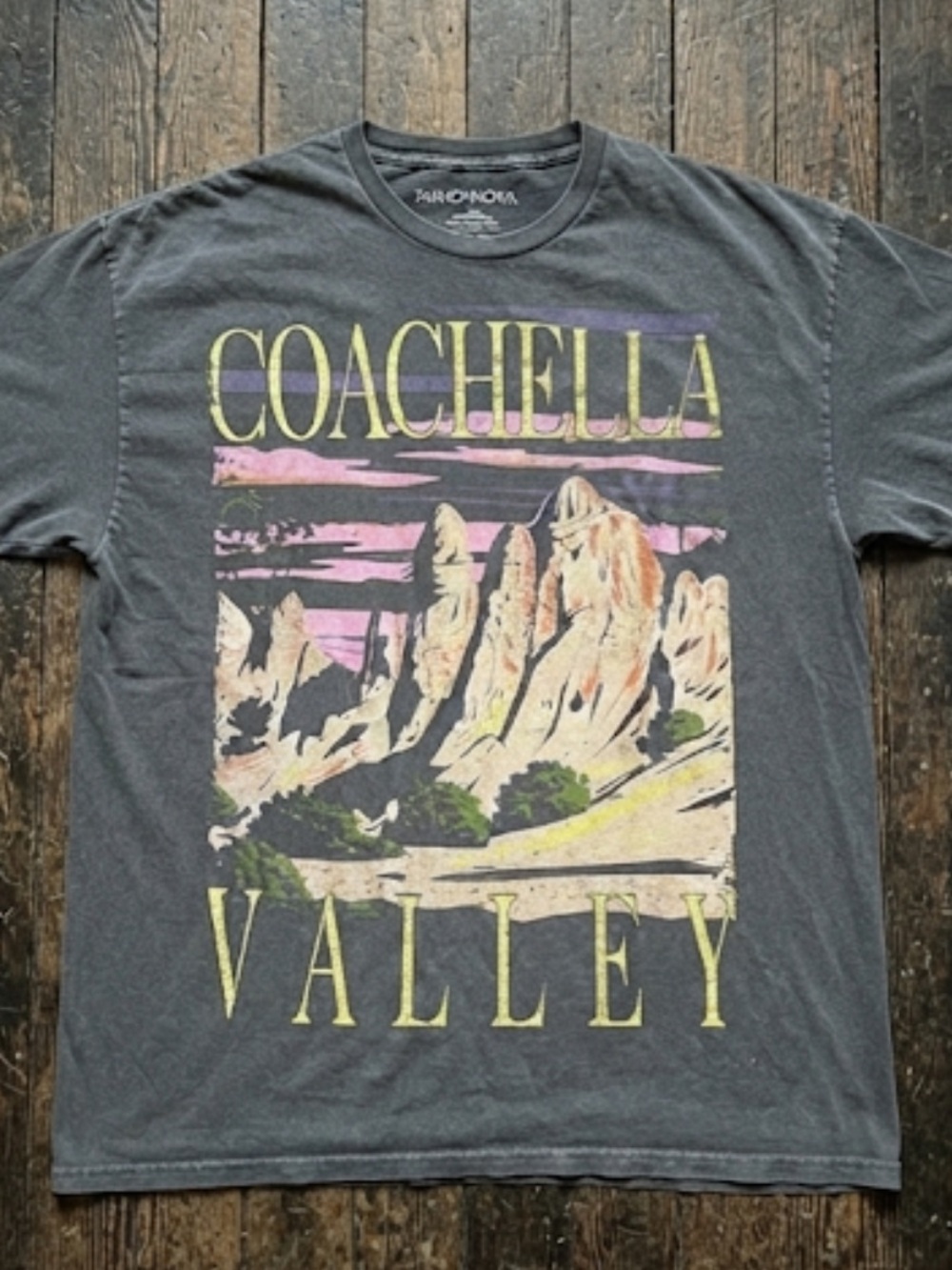 Coachella Shirt Men’s Size Large New